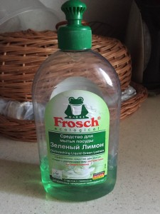 средство для мытья посуды Frosch